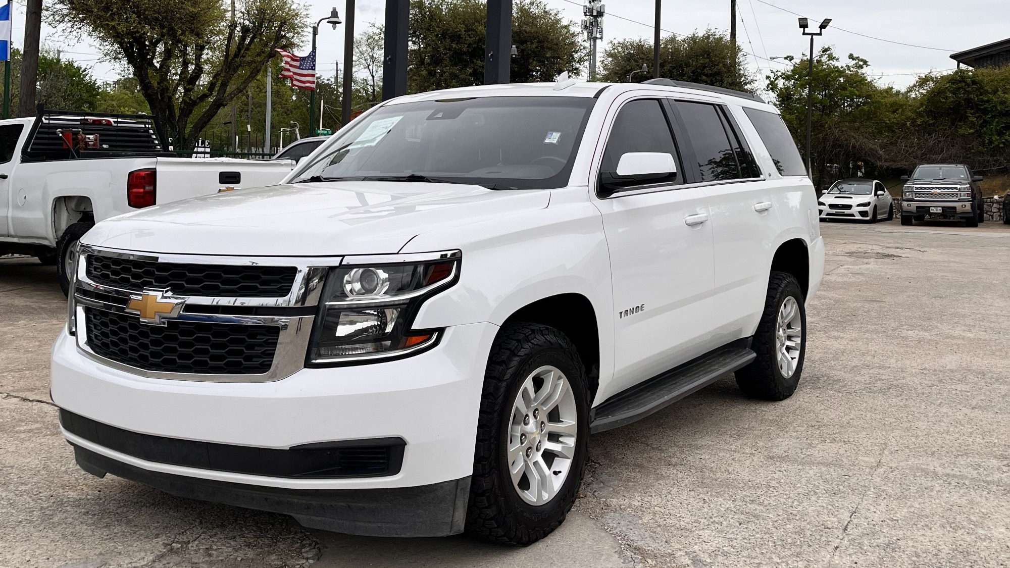 photo of 2018 Chevrolet Tahoe LT 2WD